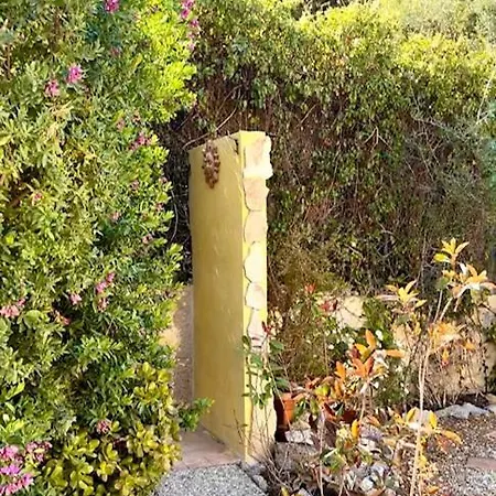 Apartment Seaview: Beachfront Gated Retreat Solanas (Cagliari)