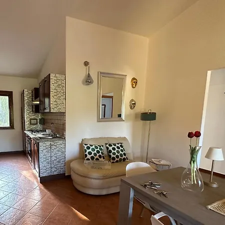Seaview: Beachfront Gated Retreat Apartment Solanas (Cagliari)