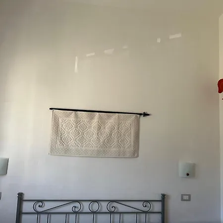 Apartment Seaview: Beachfront Gated Retreat